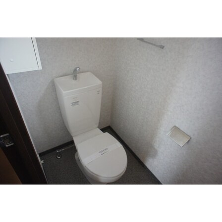 ロイヤル トーリータワーズの物件内観写真